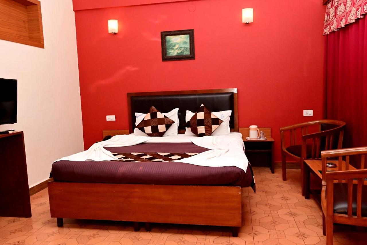 Swimsea Beach Resort, A Beach Property Панаджи Екстериор снимка