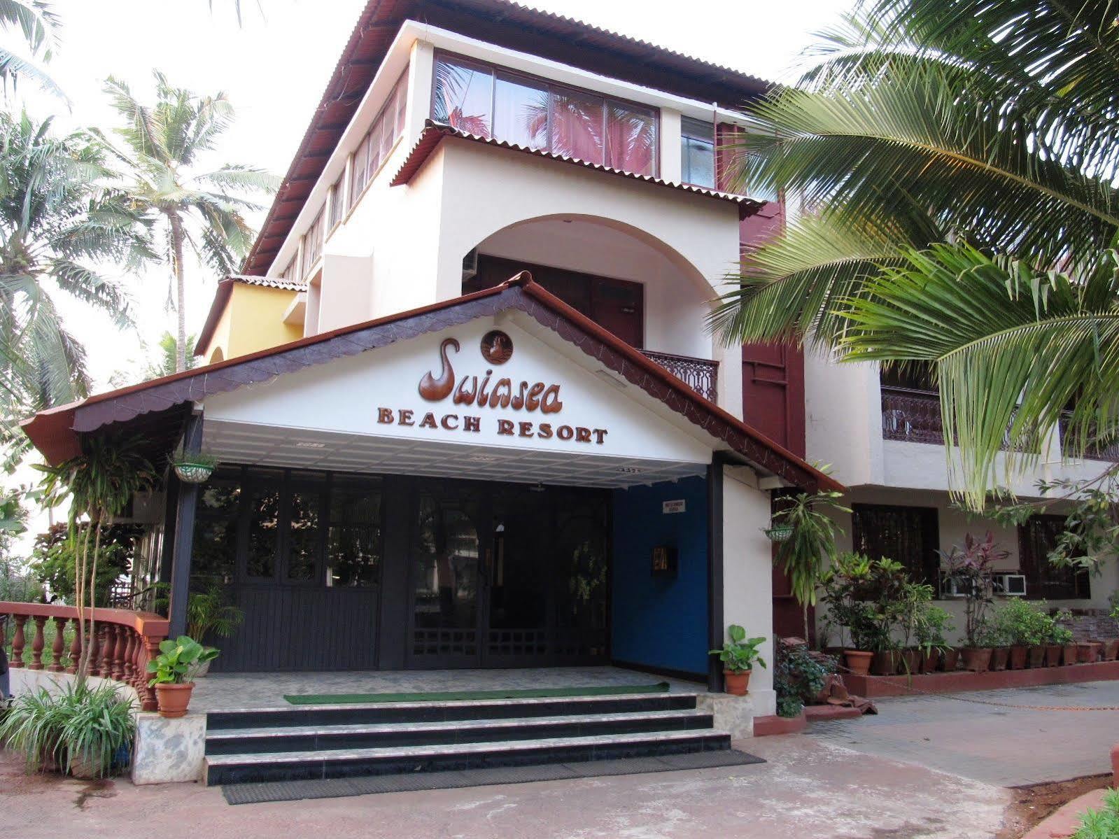 Swimsea Beach Resort, A Beach Property Панаджи Екстериор снимка
